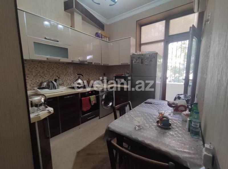 Satılır, köhnə tikili, 3 otaqlı, 68 m², 28 may m.