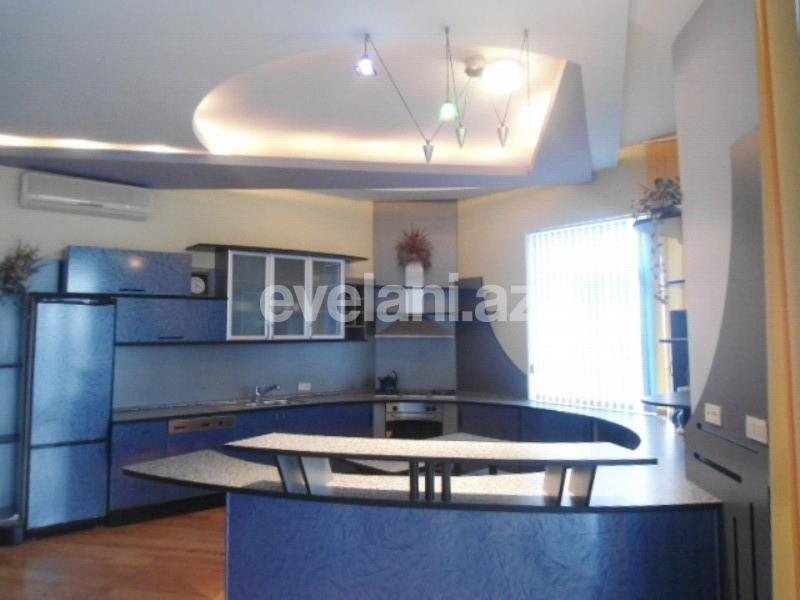 Satılır, həyət evi / bağ, 8 otaqlı, 500 m², Şüvəlan q.