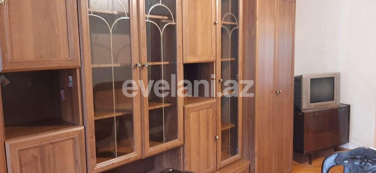 Rent, old building, 3 room, 70 m², Elmlar Akademiyası m.