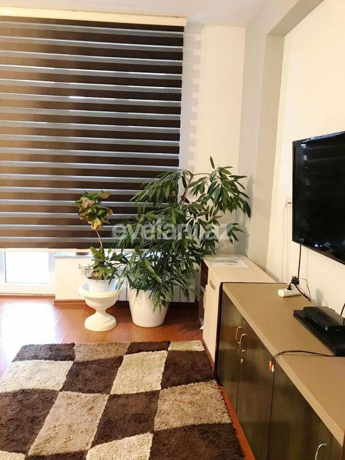 Satılır, ofis, 4 otaqlı, 117 m², Dərnəgül m.