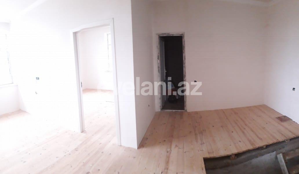 Satılır, həyət evi / bağ, 5 otaqlı, 140 m², Bakıxanov q.