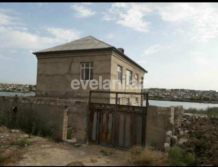 Satılır, həyət evi / bağ, 5 otaqlı, 140 m², Bakıxanov q.