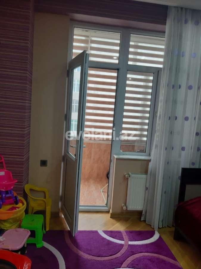 Satılır, yeni tikili, 3 otaqlı, 130 m², 8 Noyabr m.