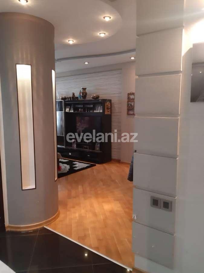 Satılır, yeni tikili, 3 otaqlı, 130 m², 8 Noyabr m.