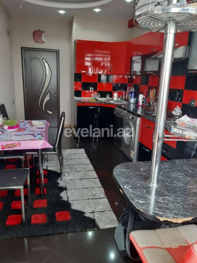 Satılır, yeni tikili, 3 otaqlı, 130 m², 8 Noyabr m.