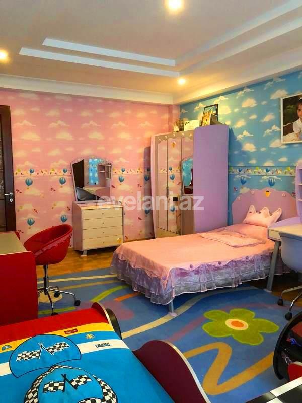 Продаётся, новостройка, 4-комнаты, 230 m², Гянджлик m.