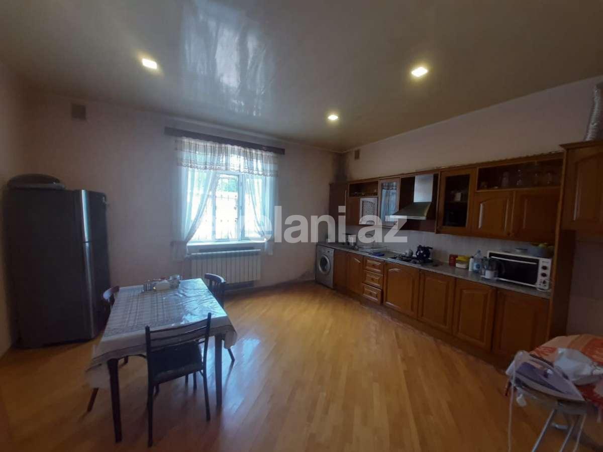 Продаётся, вилла, 7-комнаты, 200 m², М. Расулзаде p.