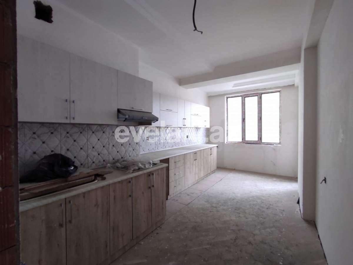 Satılır, yeni tikili, 3 otaqlı, 142 m², Elmlər Akademiyası m.