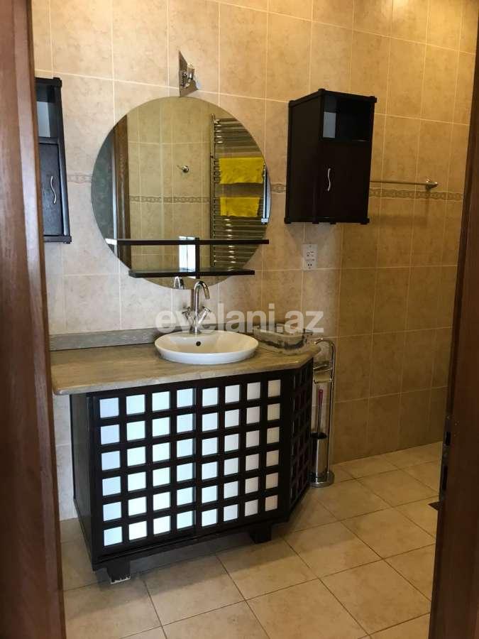 Rent, new building, 3 room, 120 m², Icheri Sheher m.