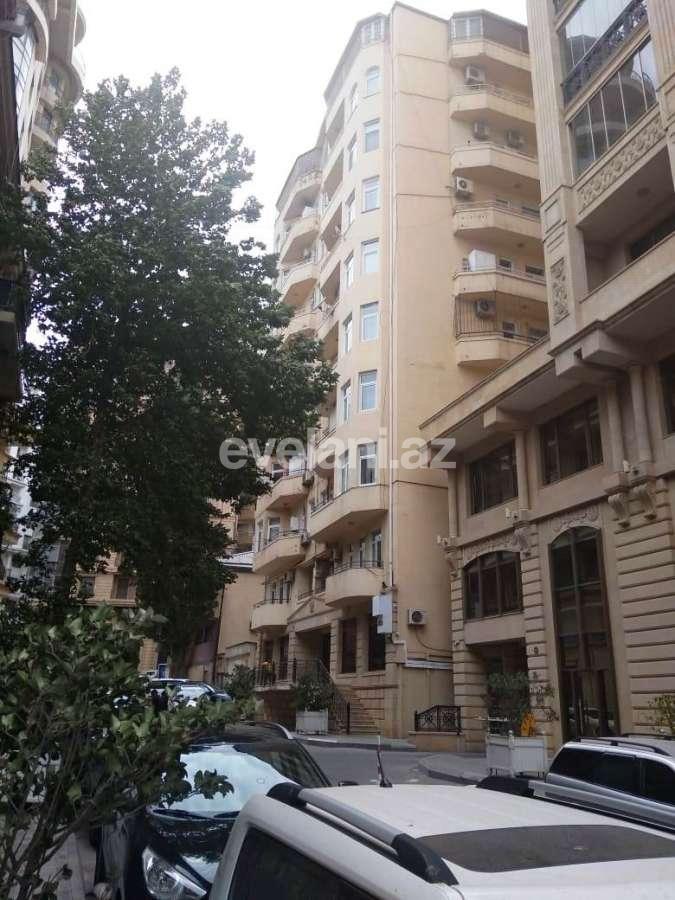 Rent, new building, 3 room, 120 m², Icheri Sheher m.