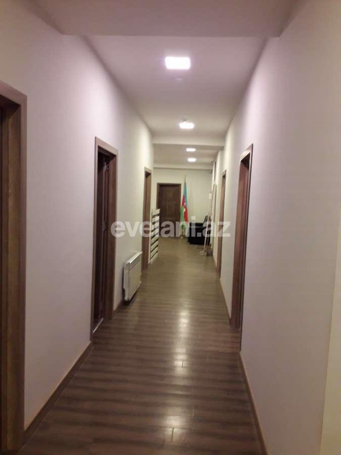 Продаётся, офис, 6-комнаты, 200 m², Элмляр Академиясы m.