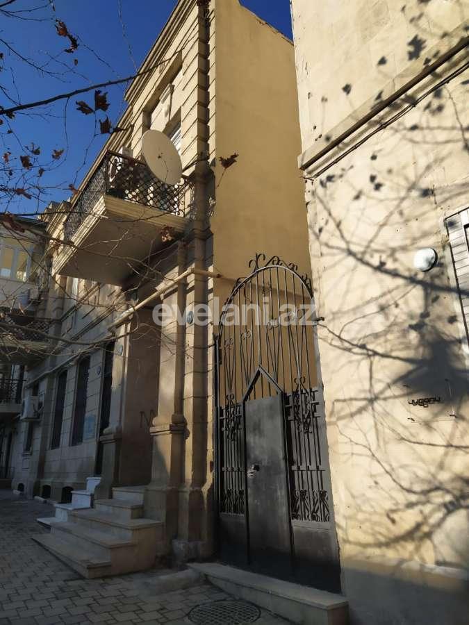 Продаётся, вторичка, 2-комнаты, 40 m², Ичери Шехер m.