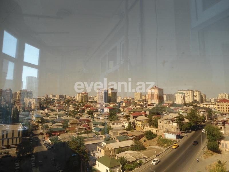 Satılır, yeni tikili, 3 otaqlı, 82 m², İnşaatçılar m.