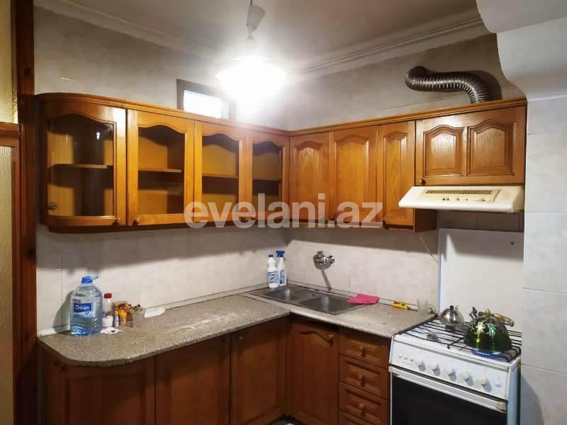 Rent, old building, 4 room, 115 m², 28 may m.