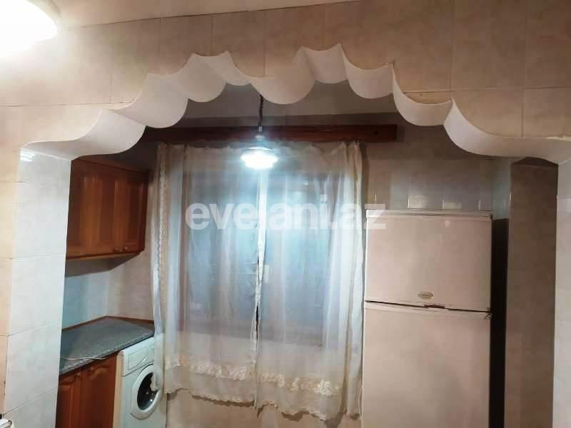 Rent, old building, 4 room, 115 m², 28 may m.