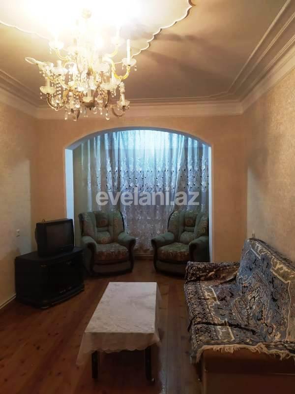 Rent, old building, 4 room, 115 m², 28 may m.