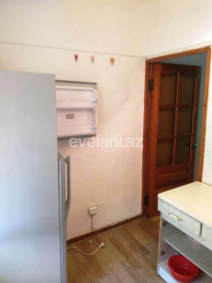 Rent, old building, 2 room, 40 m², Elmlar Akademiyası m.
