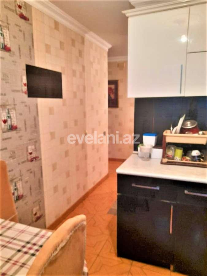 Sale, old building, 3 room, 75 m², Nasimi r.