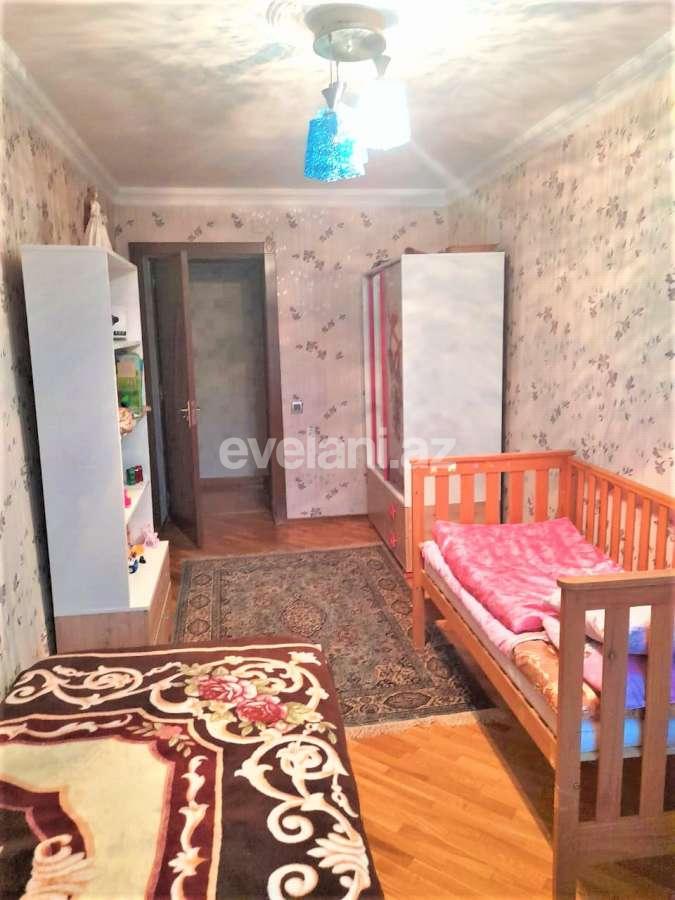 Sale, old building, 3 room, 75 m², Nasimi r.