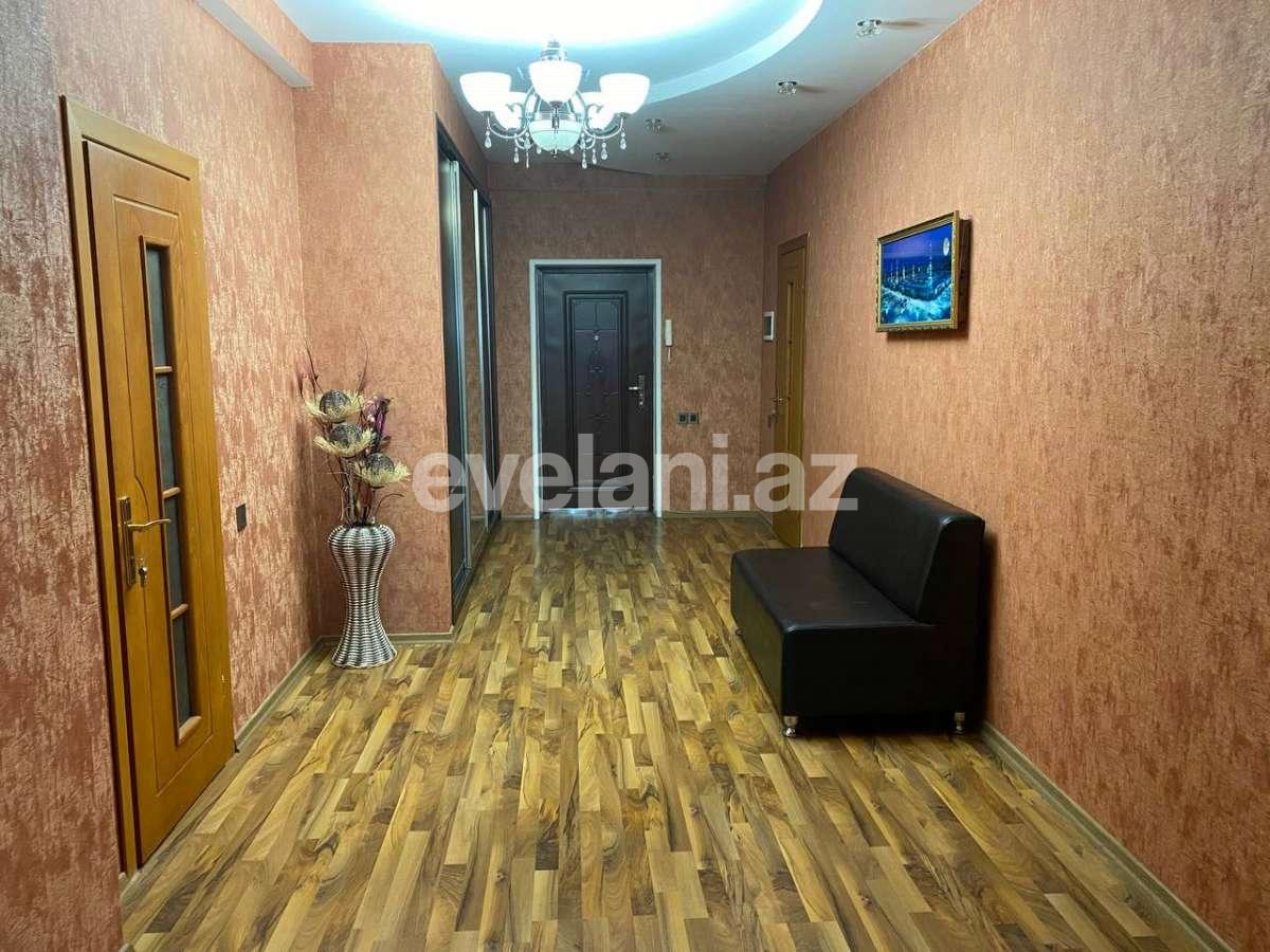 Satılır, yeni tikili, 3 otaqlı, 140 m², Azadlıq prospekti m.