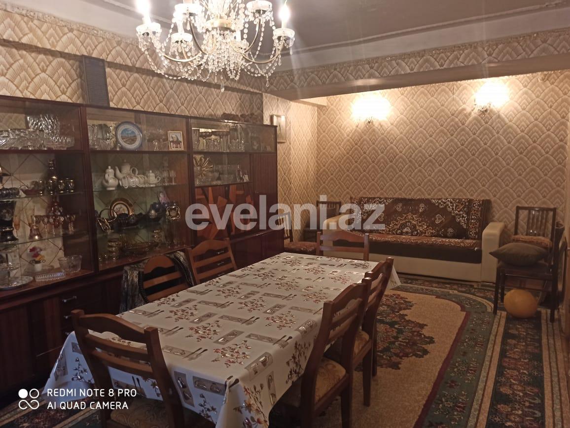 Sale, old building, 3 room, 90 m², Elmlar Akademiyası m.