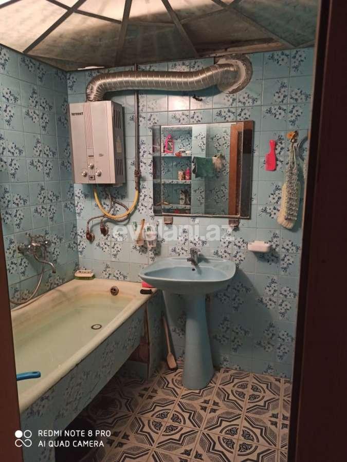 Sale, old building, 3 room, 90 m², Elmlar Akademiyası m.