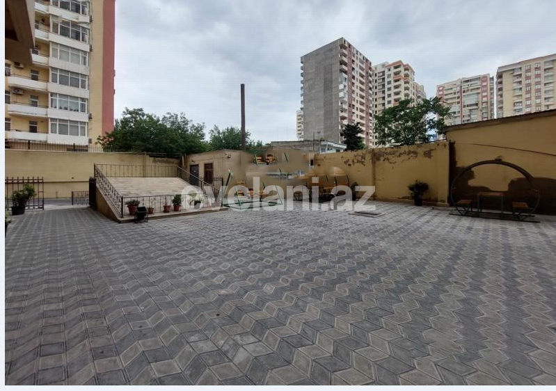 Sale, new building, 4 room, 130 m², Elmlar Akademiyası m.