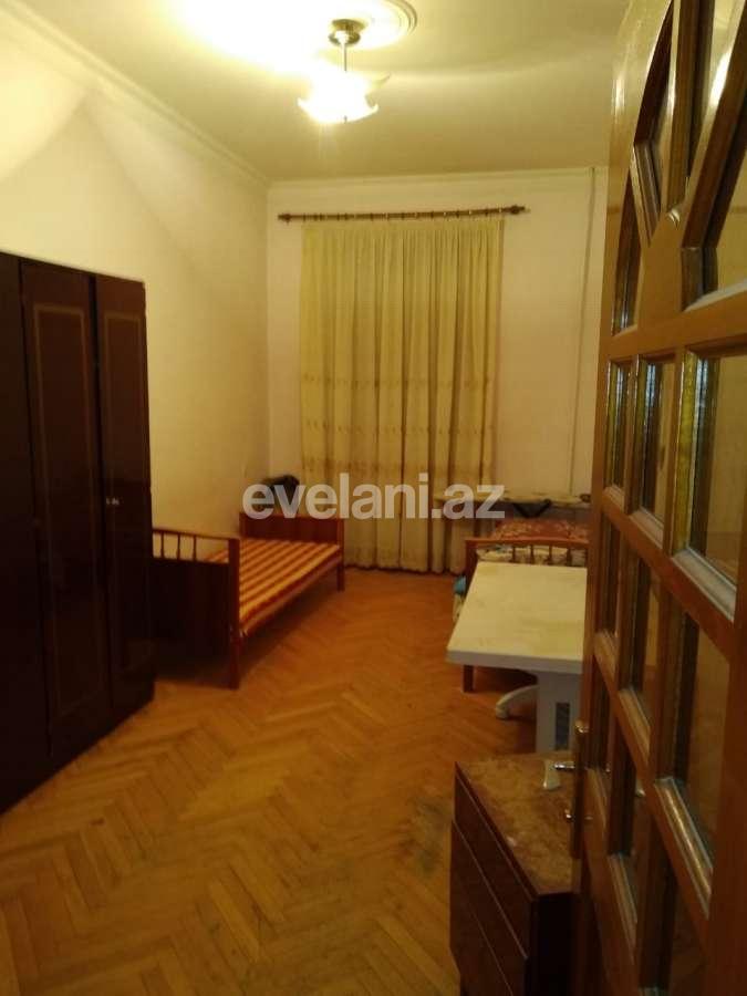 Kirayə verilir, köhnə tikili, 2 otaqlı, 45 m², Elmlər Akademiyası m.