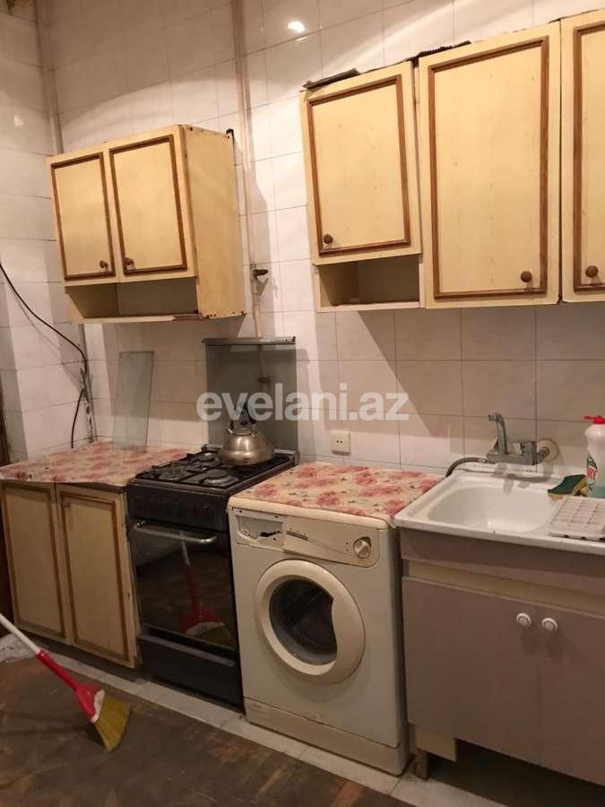 Kirayə verilir, köhnə tikili, 2 otaqlı, 45 m², Elmlər Akademiyası m.