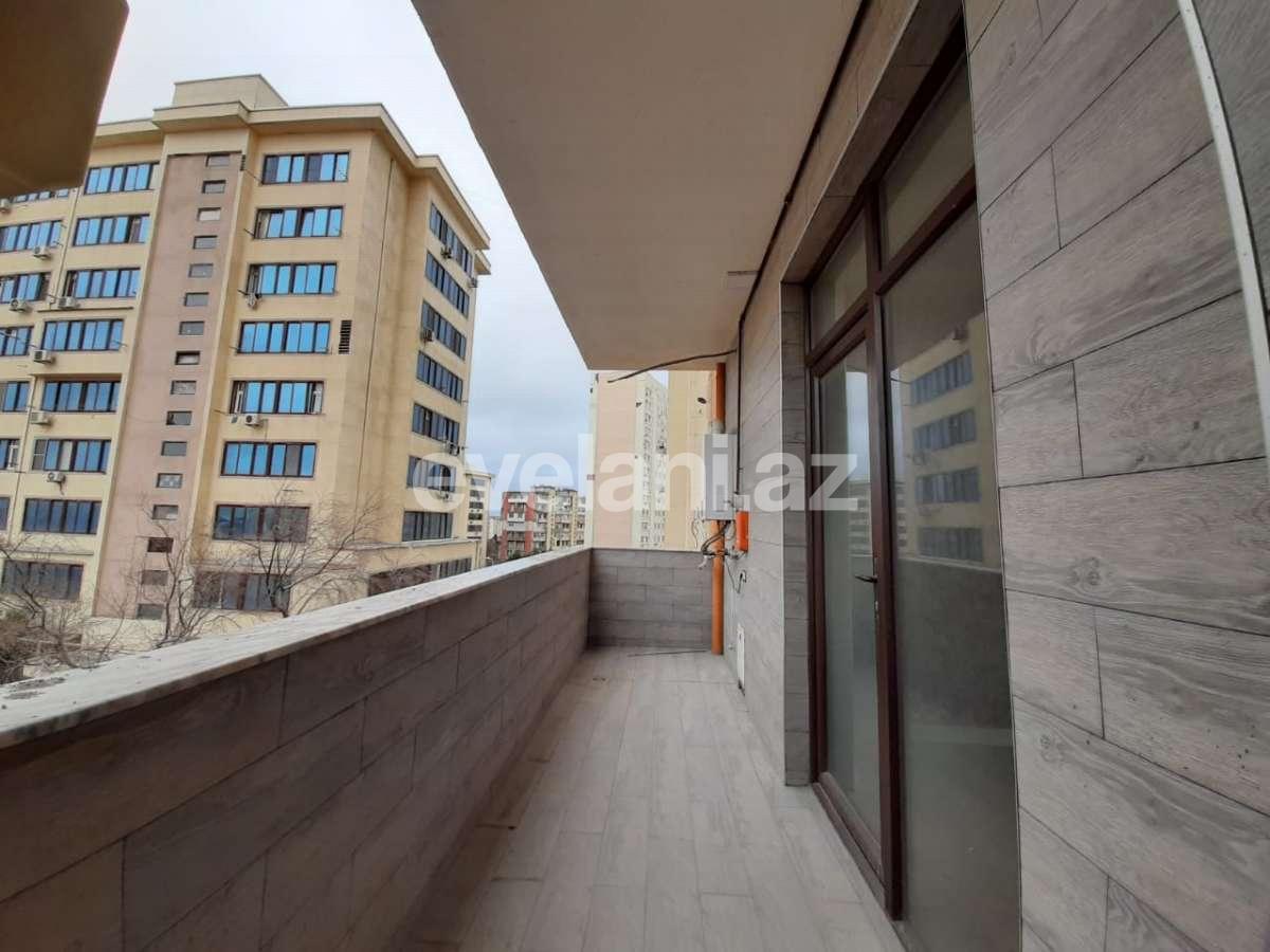 Satılır, yeni tikili, 4 otaqlı, 133 m², Azadlıq prospekti m.