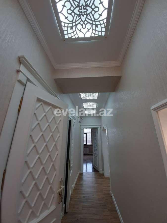 Satılır, yeni tikili, 4 otaqlı, 133 m², Azadlıq prospekti m.