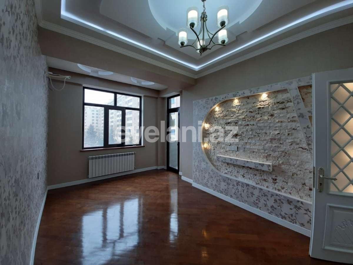Satılır, yeni tikili, 4 otaqlı, 133 m², Azadlıq prospekti m.