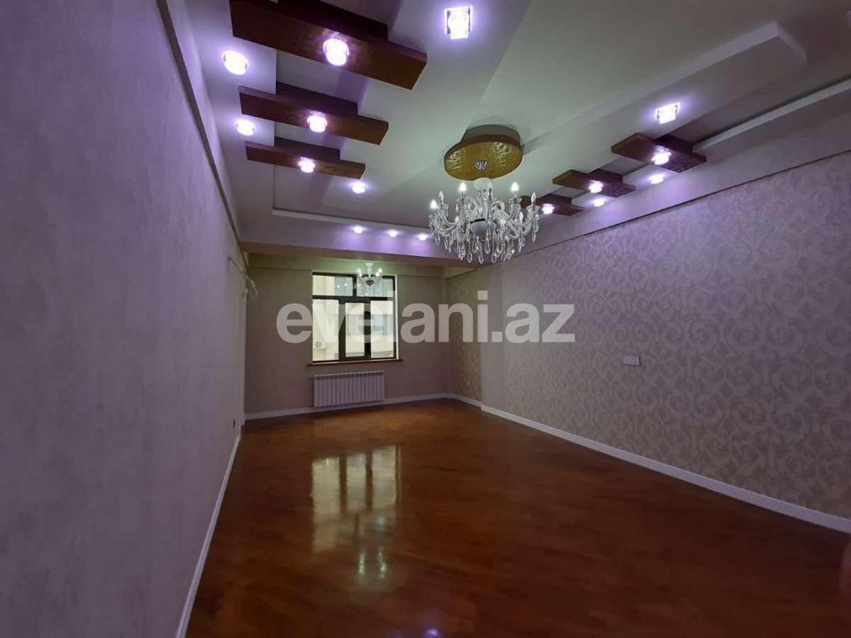 Satılır, yeni tikili, 4 otaqlı, 133 m², Azadlıq prospekti m.