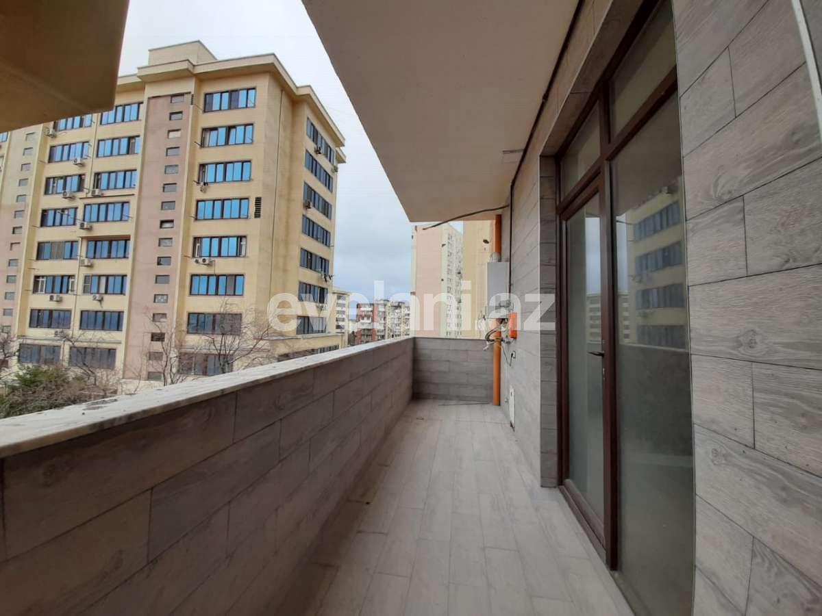 Satılır, yeni tikili, 4 otaqlı, 133 m², Azadlıq prospekti m.