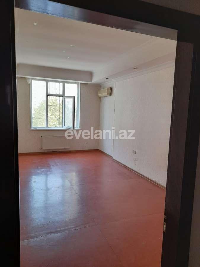 Sale, new building, 2 room, 81 m², Inshaatchilar m.