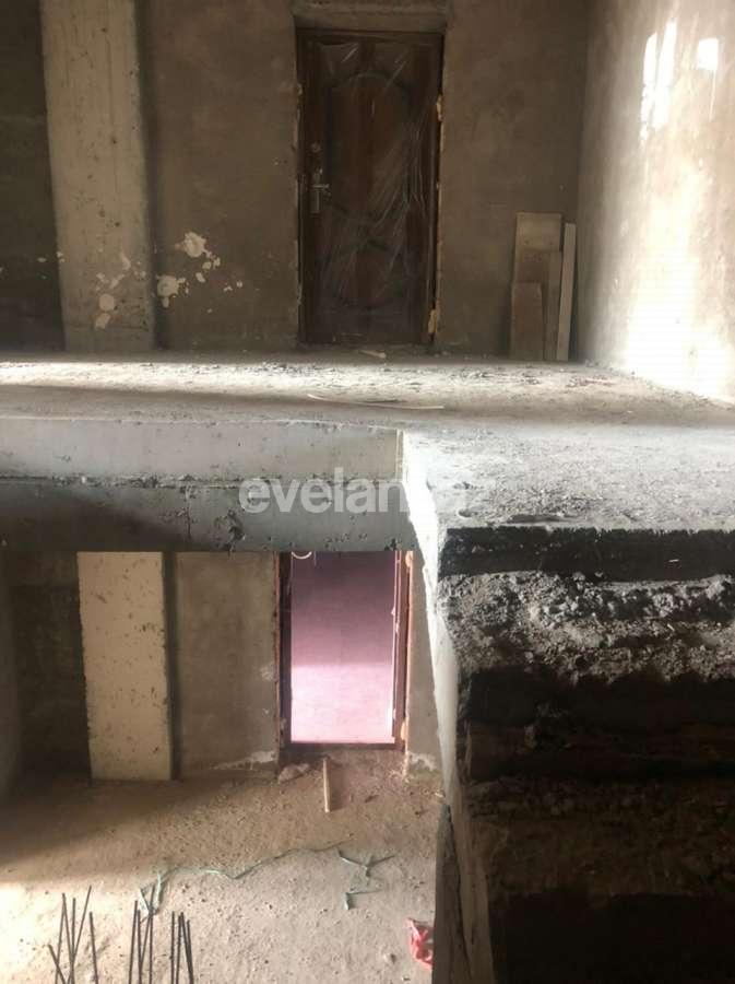 Продаётся, новостройка, 4-комнаты, 180 m², Гянджлик m.