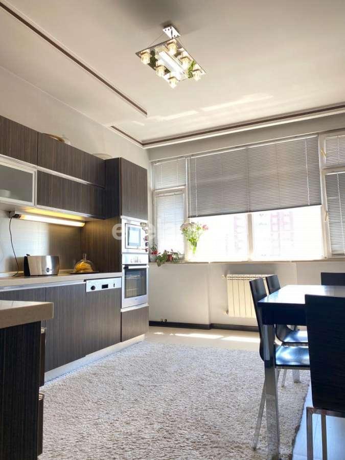 Satılır, yeni tikili, 2 otaqlı, 100 m², Nəriman Nərimanov m.