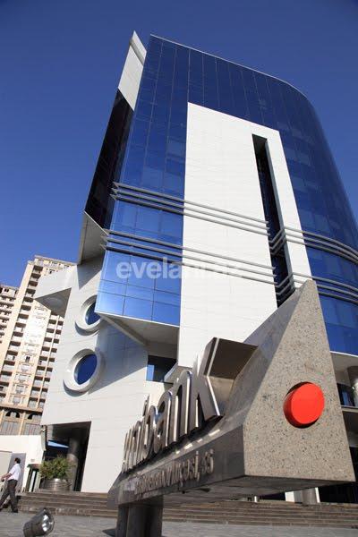 Satılır, yeni tikili, 4 otaqlı, 217 m², 28 may m.