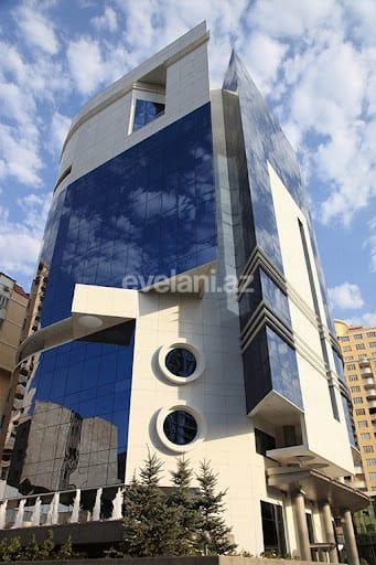 Satılır, yeni tikili, 4 otaqlı, 217 m², 28 may m.