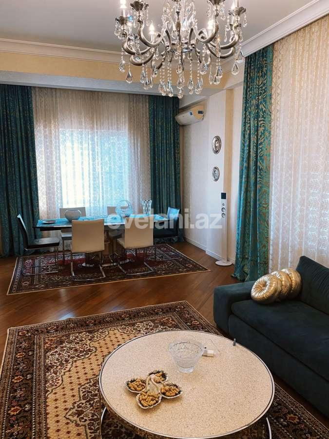 Satılır, yeni tikili, 3 otaqlı, 120 m², Elmlər Akademiyası m.