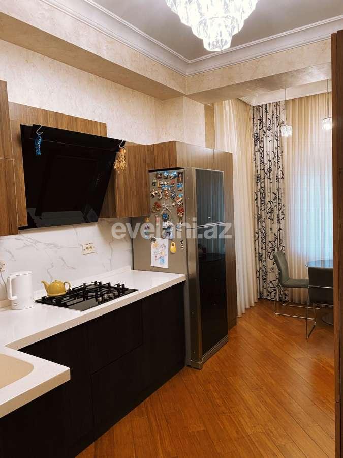 Satılır, yeni tikili, 3 otaqlı, 120 m², Elmlər Akademiyası m.