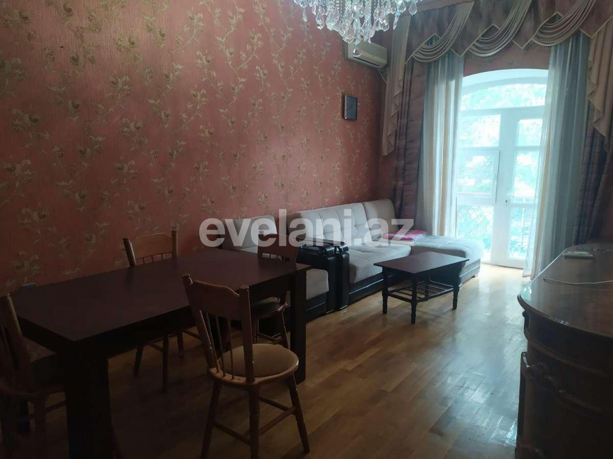 Satılır, köhnə tikili, 2 otaqlı, 50 m², 28 may m.