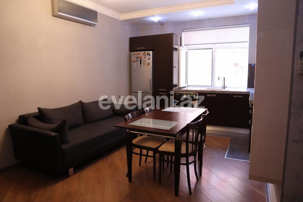 Satılır, yeni tikili, 2 otaqlı, 42 m², İnşaatçılar m.