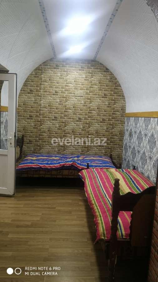 Rent, old building, 2 room, 45 m², Sabail r.