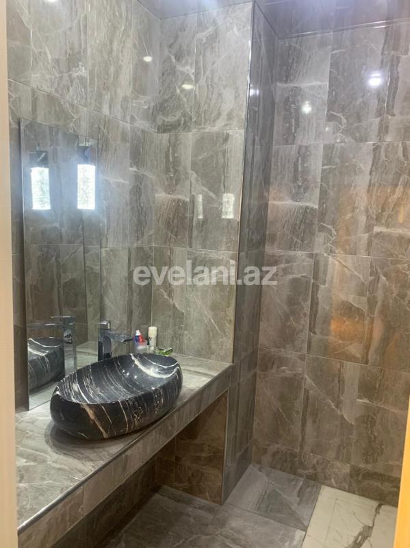 Satılır, yeni tikili, 2 otaqlı, 76 m², İnşaatçılar m.