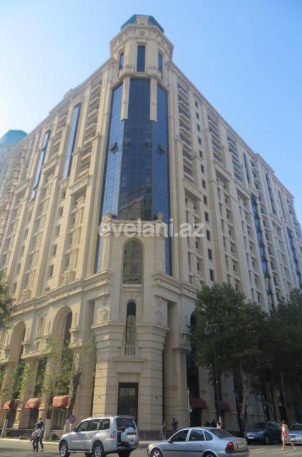 Продаётся, новостройка, 5-комнаты, 240.44 m², Низами m.