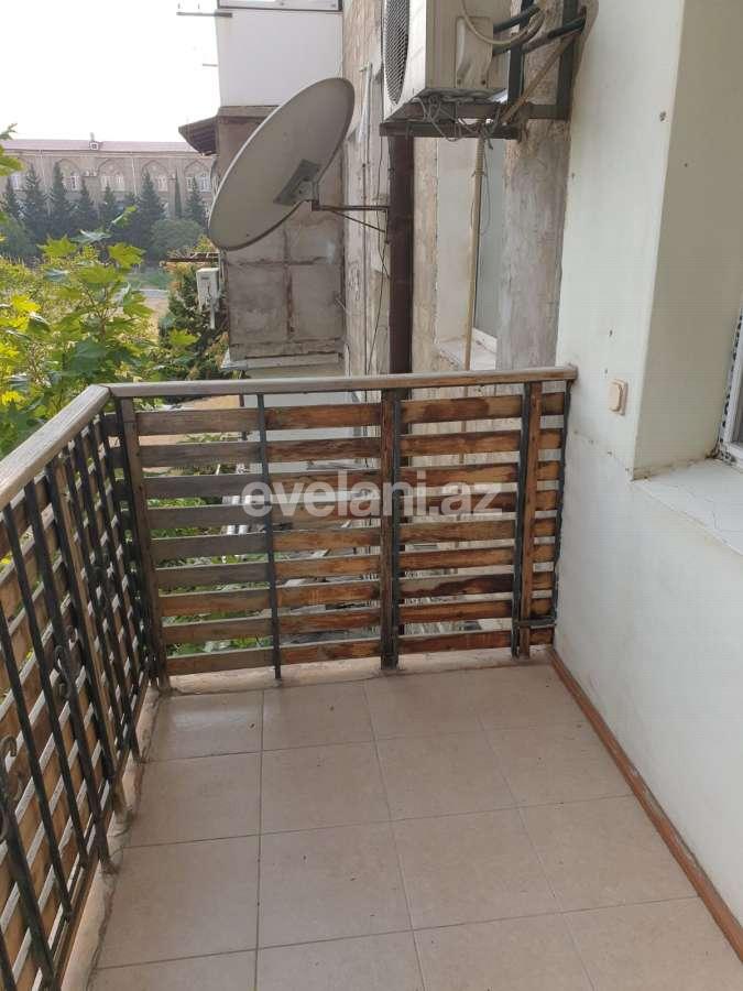 Rent, old building, 3 room, 65 m², Elmlar Akademiyası m.