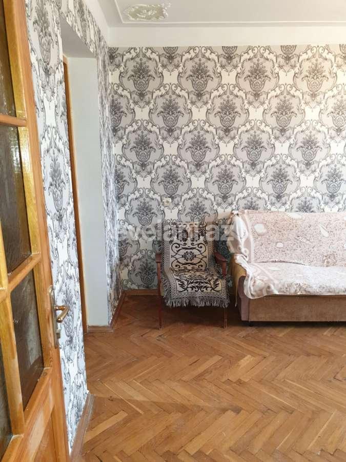 Rent, old building, 3 room, 65 m², Elmlar Akademiyası m.