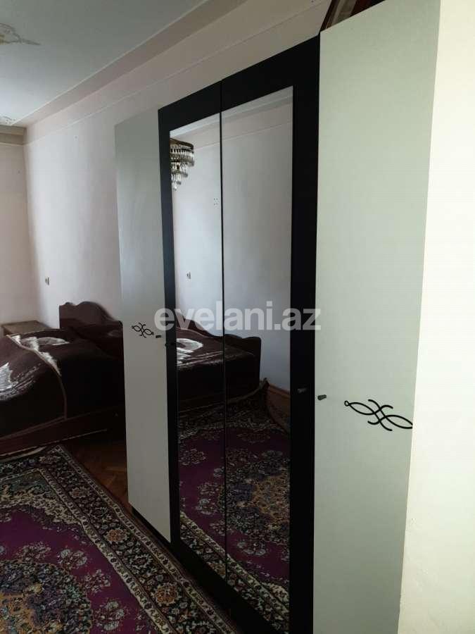 Rent, old building, 3 room, 65 m², Elmlar Akademiyası m.