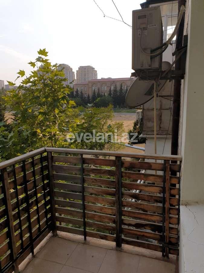 Rent, old building, 3 room, 65 m², Elmlar Akademiyası m.